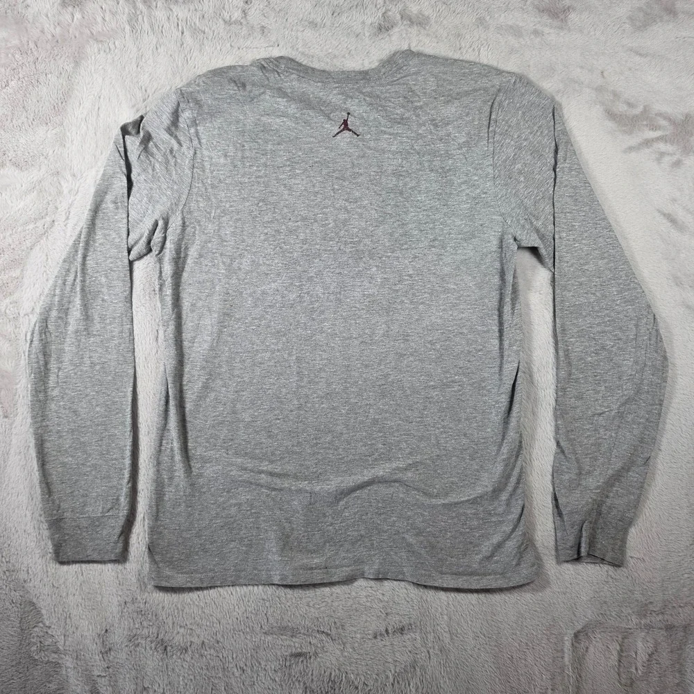Jordan Long Sleeve Shirt Mens‎ Small Gray Jumpman Graphic Basketball Sportswear